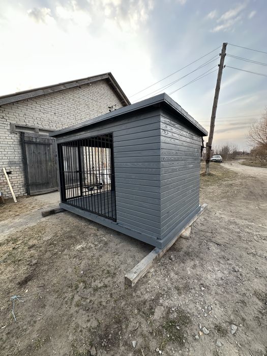 Виготовляємо вольєри для собак