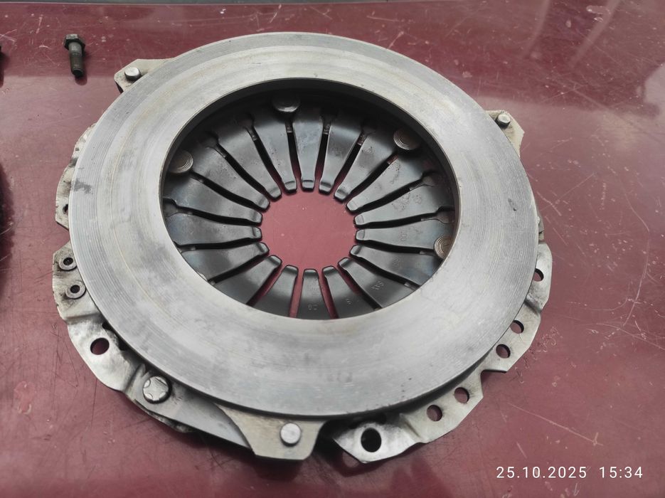 Комплект сцепления ,,SACHS,, на Опель Астру Зафиру с мотором Z16XER