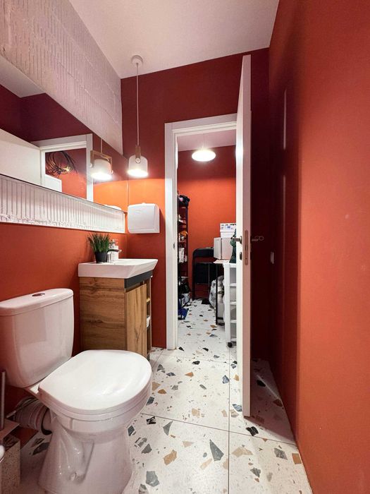 Продаж готового бізнесу — салон краси, вул. Малоголосківська, 32