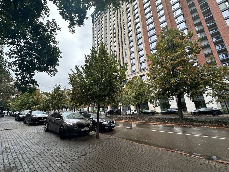 Центр!Здам приміщення 33 м2 по вулиці Володимеро -Либідсь