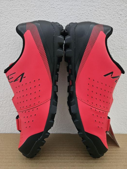 Sapatos BTT Shimano ME4 / M065 nº41 (Novos)