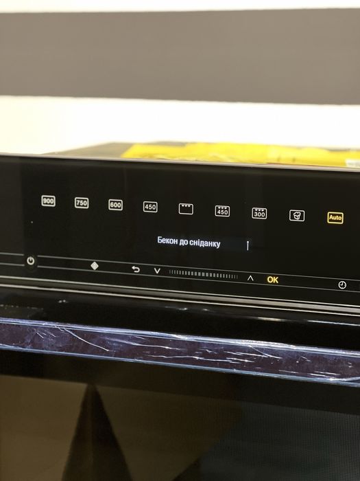 Виставкова мікрохвильова піч від Мiele ®. m 7244 tc. Гриль. 2025р.в