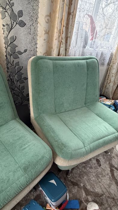 Диван та 2 крісла