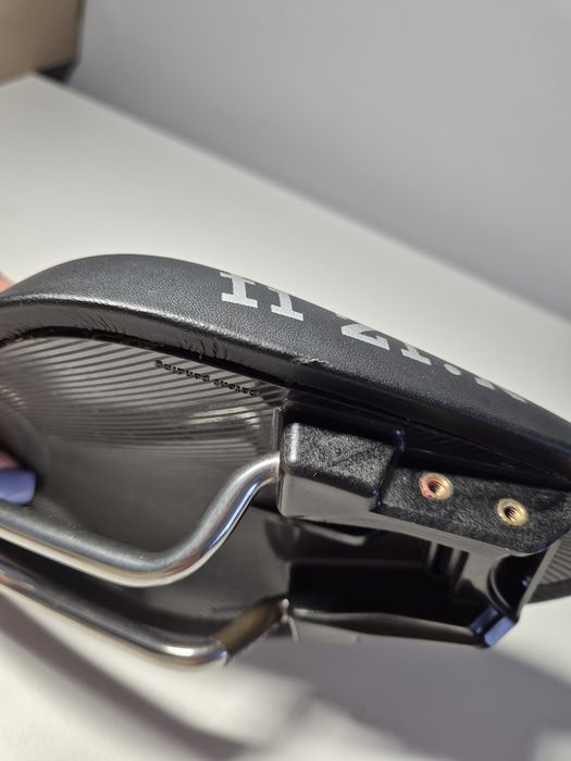 Siodełko triathlonowe FIZIK Tritone  aluminium