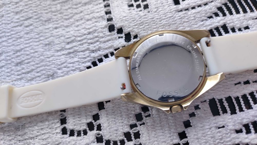 Casio BabyG Baby G BG1302 i Fossil ES-2348