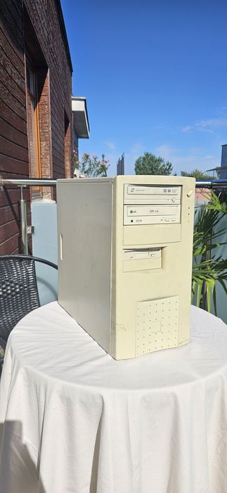 Stary komputer retro PC Pentium III / Athlon – MS-6309 | Sprawny