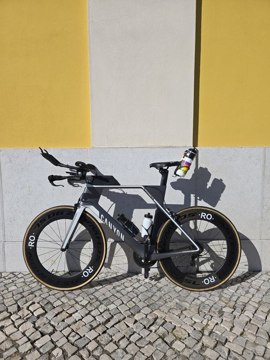 Canyon Speedmax CF full carbon