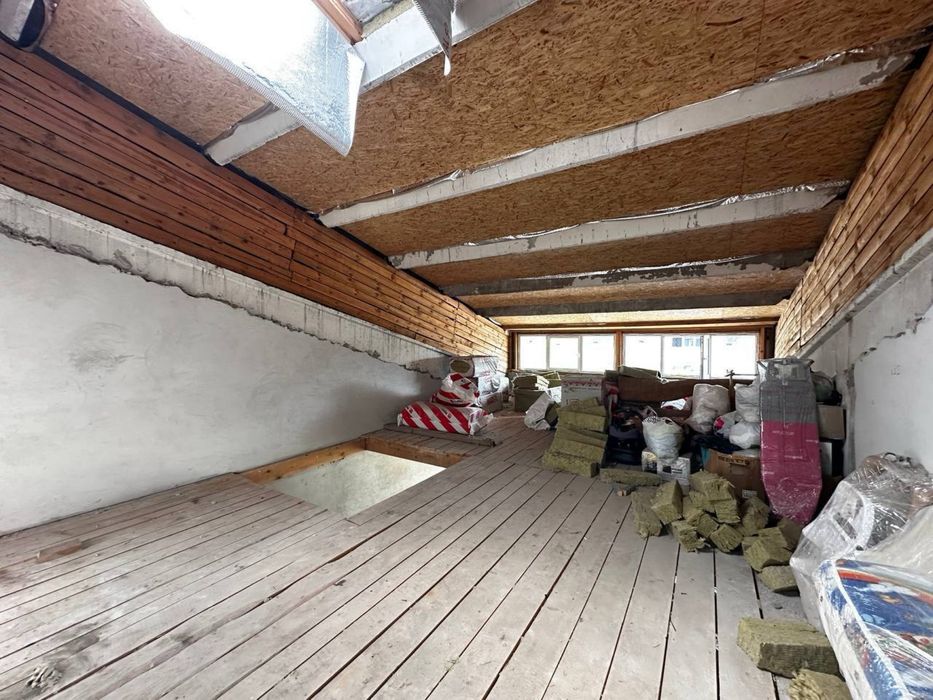 Продаж котеджу неподалік Львова. С. Ременів.