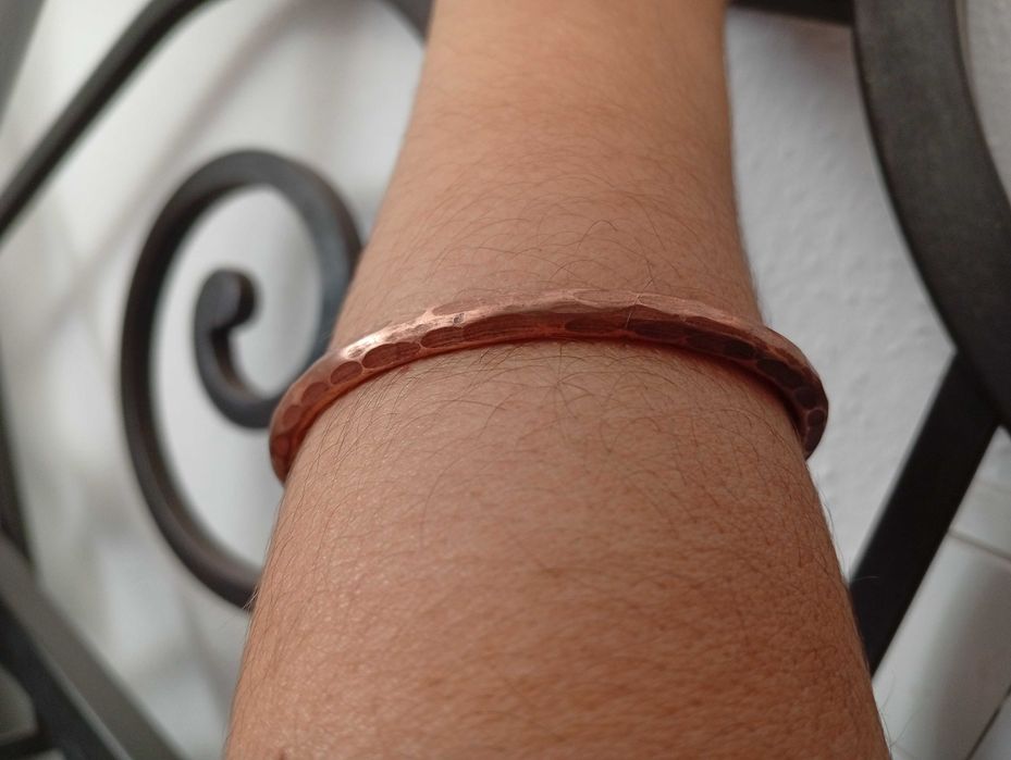 Pulseira artesanal de cobre verdadeiro, feitas por mim. Terapeutica e energética