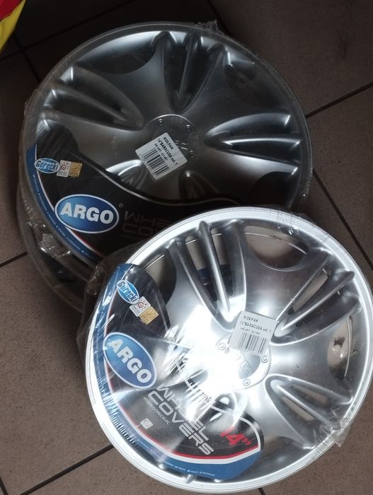 Nowe kołpaki 14"