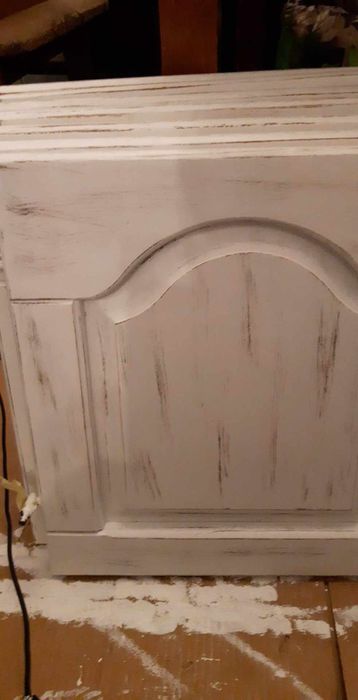 Primery pasty do decepage