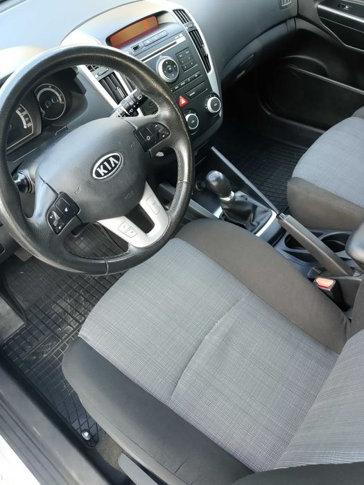 kia ceed lift 1,4 benzyna