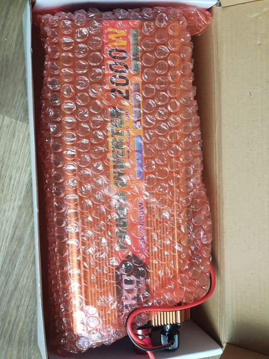 Инвертор 2000 W Автомобильный преобразователь 12 на 220v в автомобиль