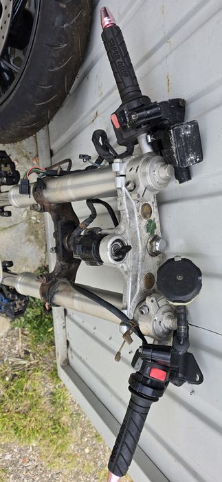 Suspensão invertida completa