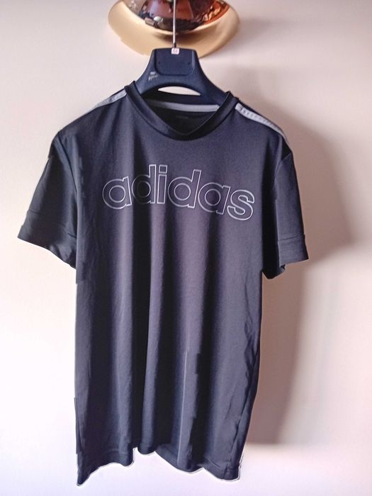 T-Shirt Adidas, preta, tamanho S