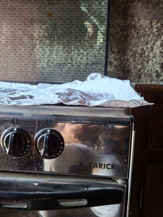 Fogão a gás em inox  4 bocas etado novo