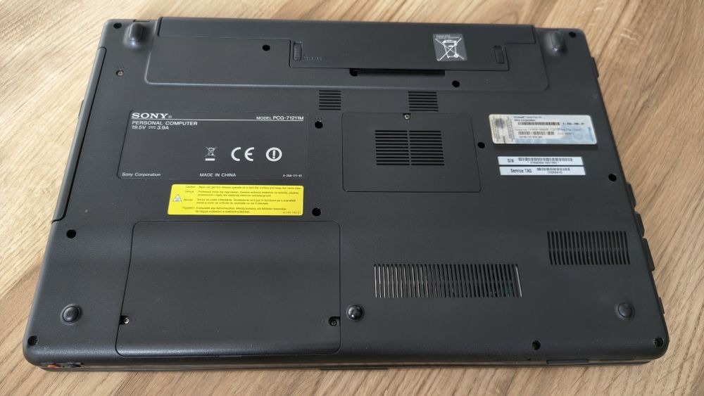 Laptop Sony Vaio i3 SSD500GB 8GB