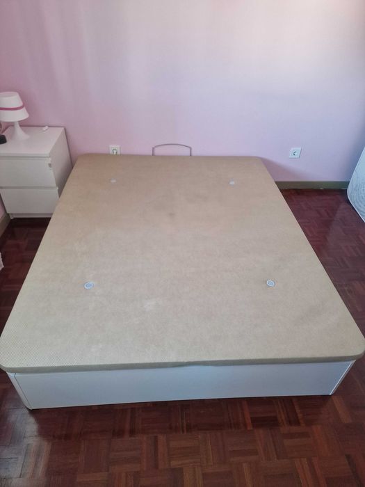 Móveis de sala e quarto