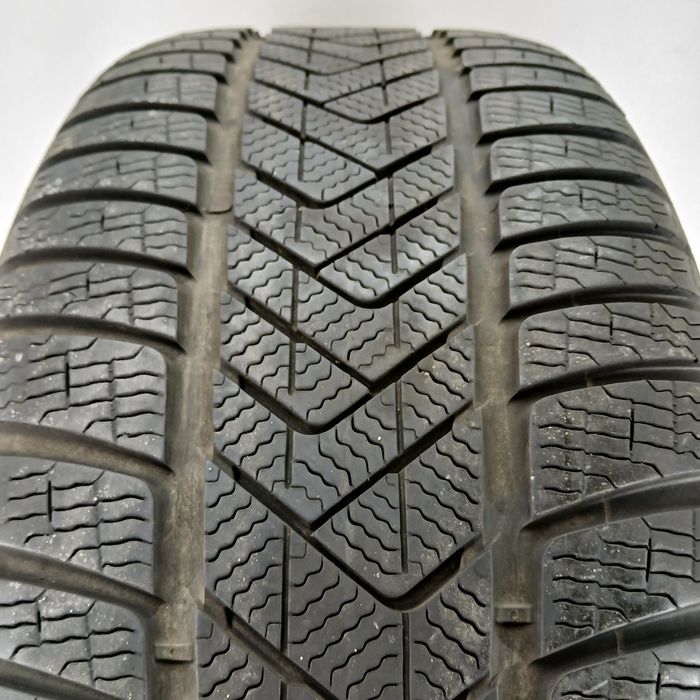 4x 275/45R20 opony zimowe Pirelli Scorpion Winter RFT (90268)