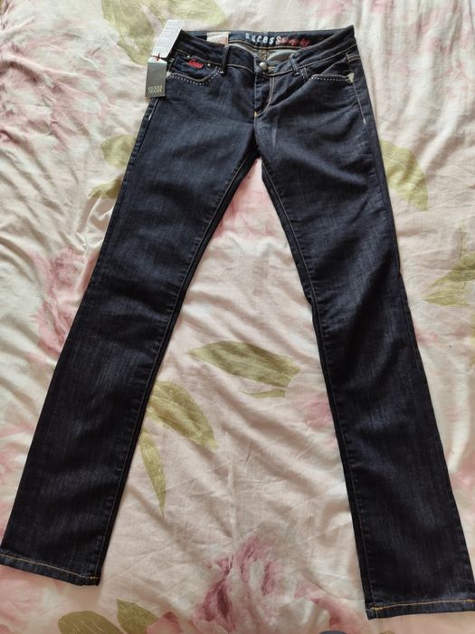 Guess spodnie jeansowe damskie roz. 28