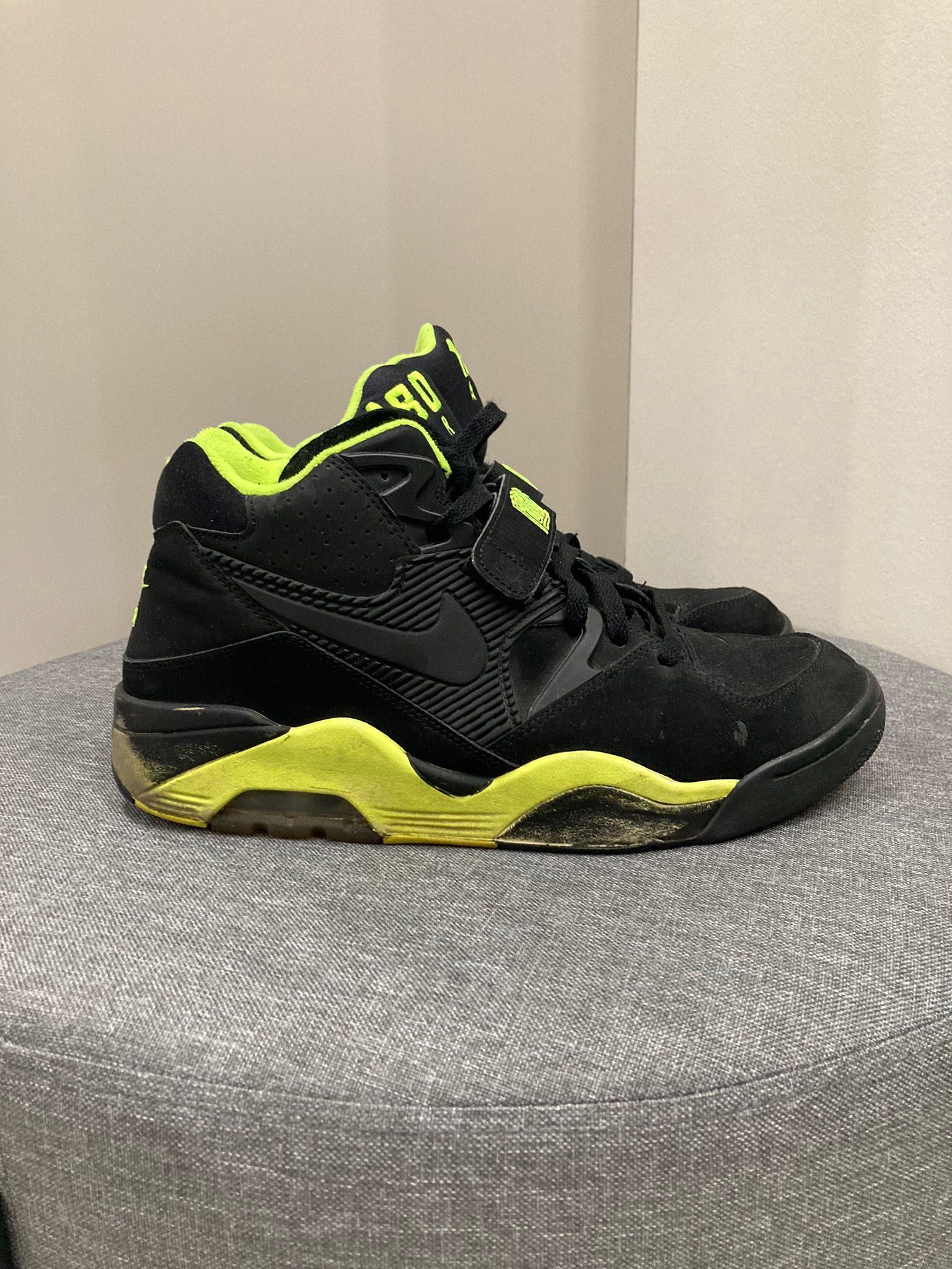 Air max hotsell 180 volt