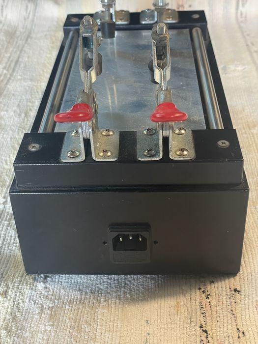 Máquina Separadora de Ecrãs LCD