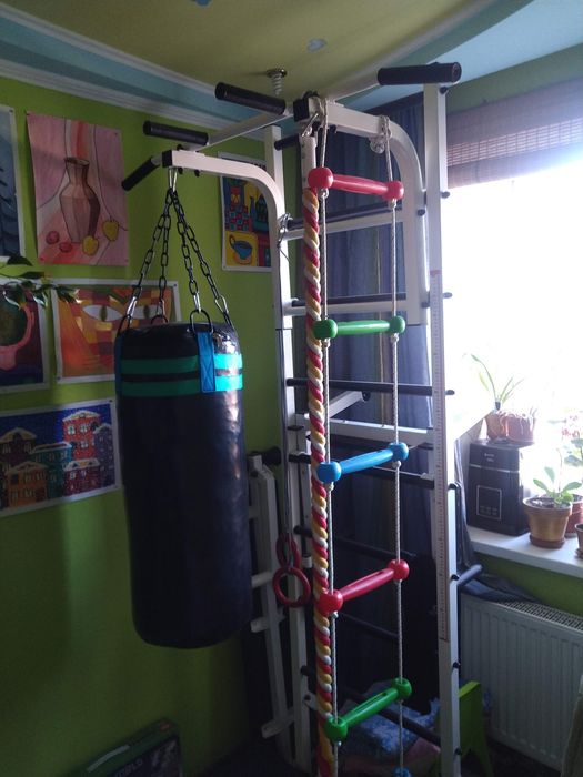 Шведская передвижная стенка