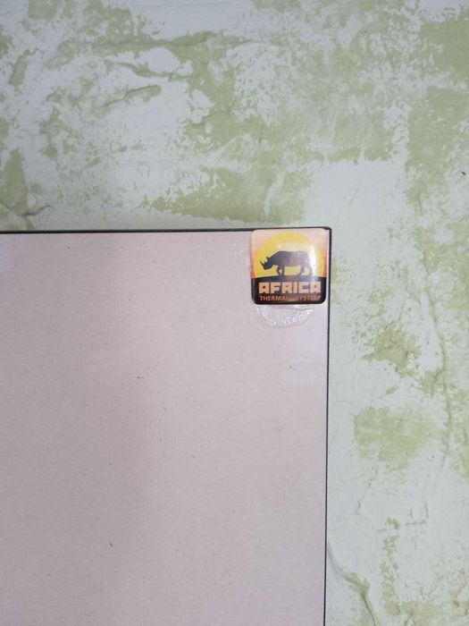 Керамический обогреватель, электробатарея Africa T700 (450 Вт)