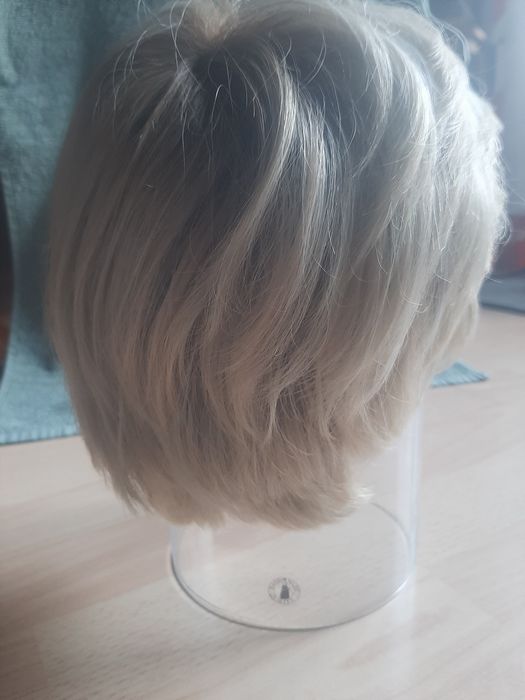 Peruka damska  platynowy blond