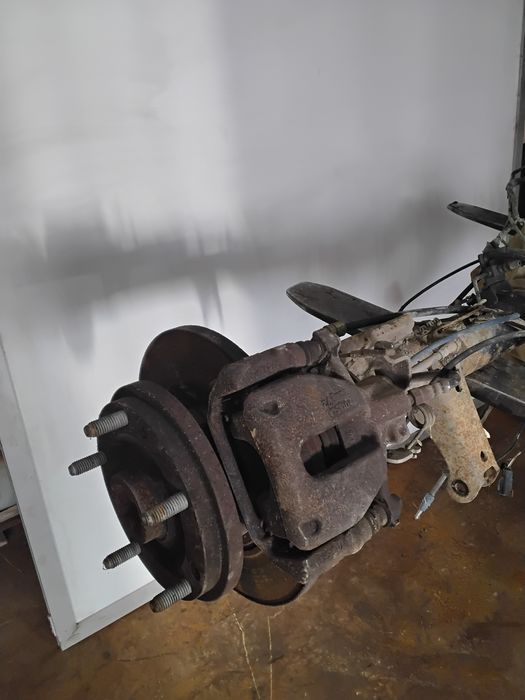 Eixo traseiro ford transit de 2008