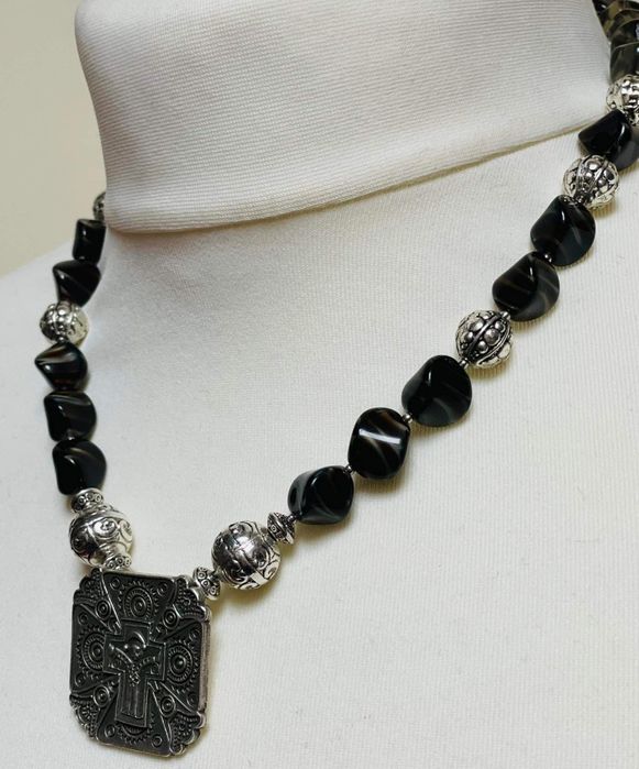 Намисто з срібною зґардою