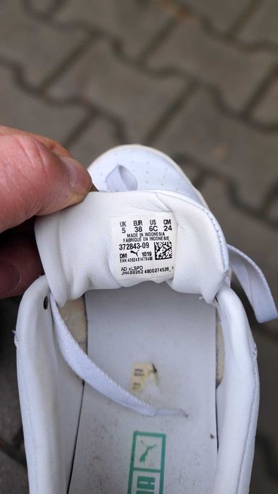 Sportowe buty damskie Pumy