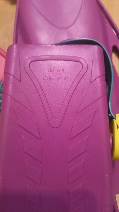 Płetwy dziewczęce sprzedam