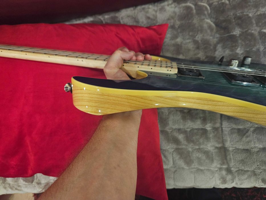 Guitarra Ibanez RG421-AHM + Locking Tuners