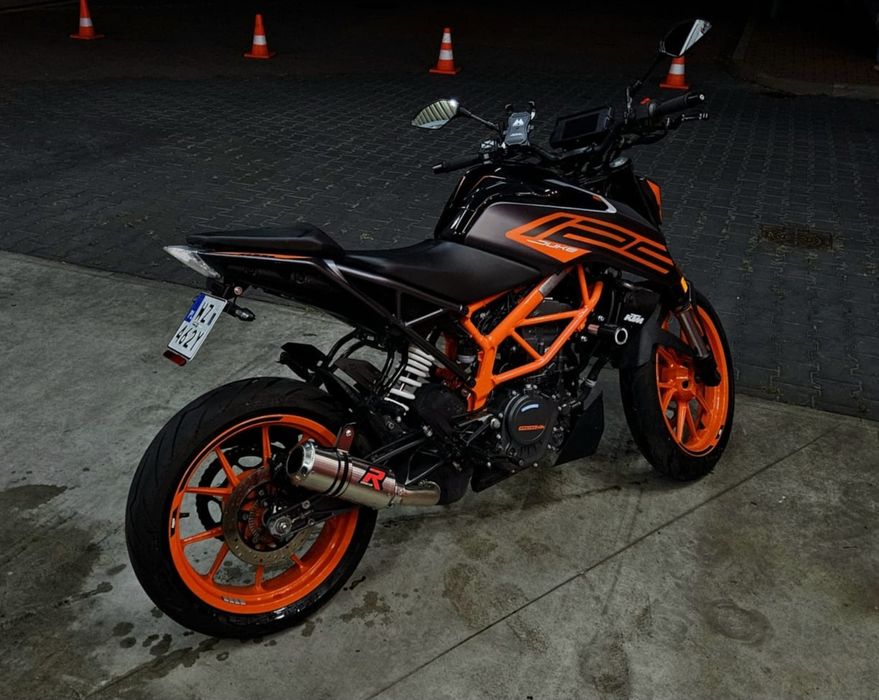 KTM DUKE 125 rok 2022