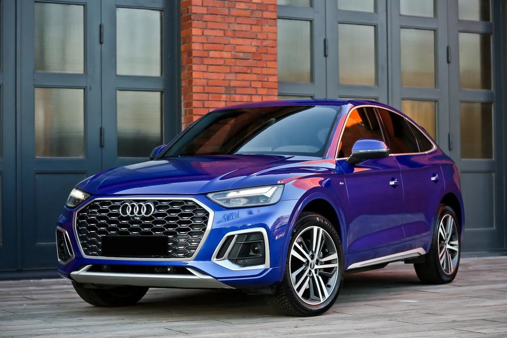 Audi Q5 Sportback Quattro 2 X S - Line 204 PS niebieska perełka