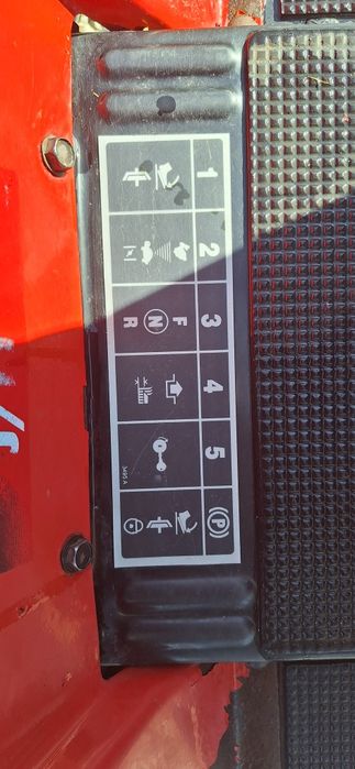 Kosiarka MTD, traktorek ogrodowy, pług.