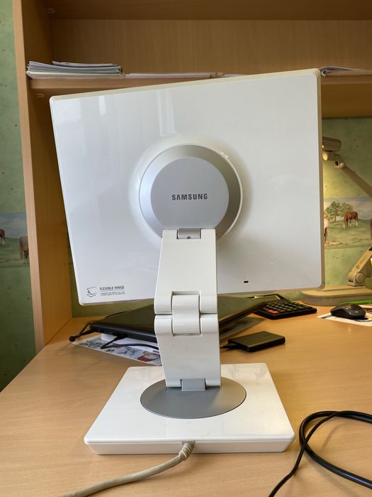 Монітор 19 SAMSUNG SyncMaster 970p