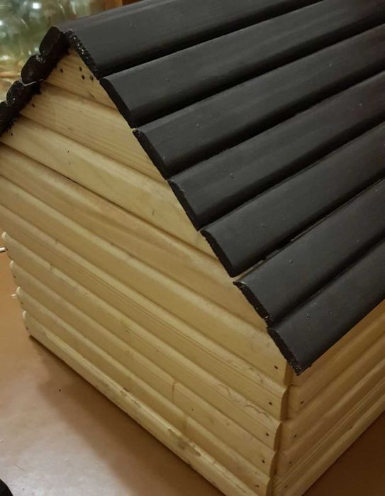 продам будку для маленькой собачки