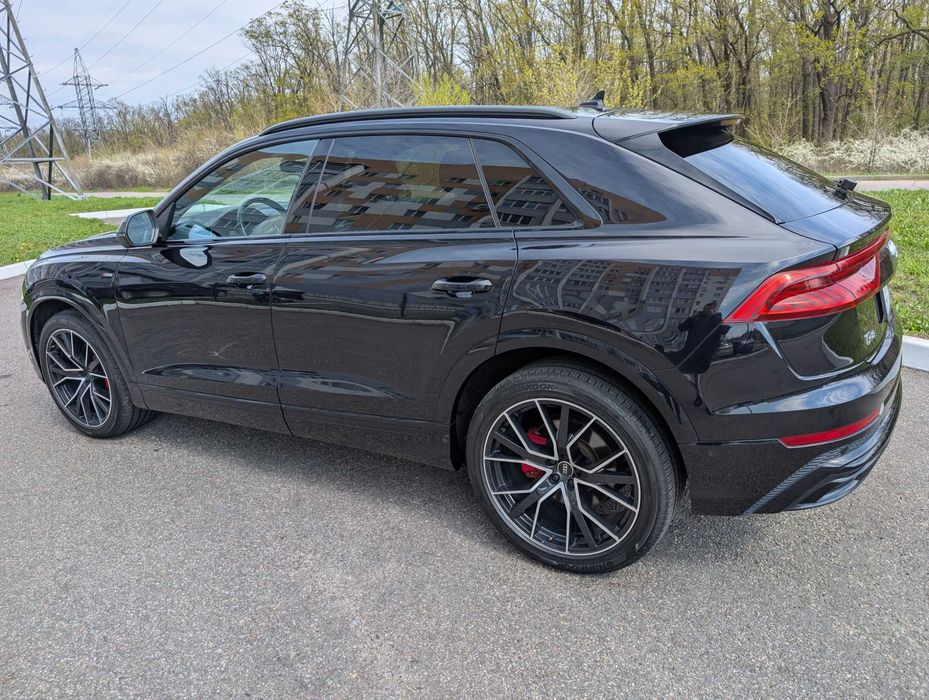 Audi Q8 Premium Plus S-line 2020 рік