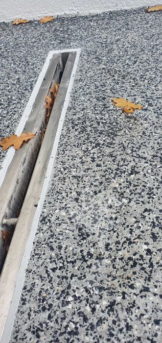 Posadzki żywiczne | epoksydowe | poliuretanowe | samopoziomujące