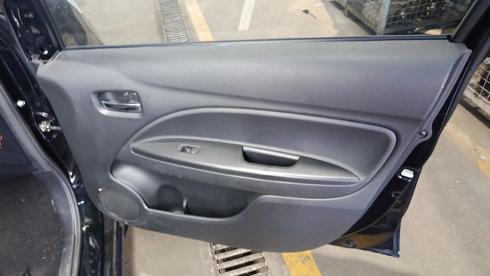 Conjunto de bancos MITSUBISHI Space Star Hatchback (A0_A)