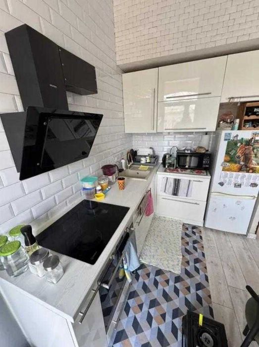Продам 1-к квартиру з ремонтом у центрі на вул. Новосільського (3-314-121 ОФ)