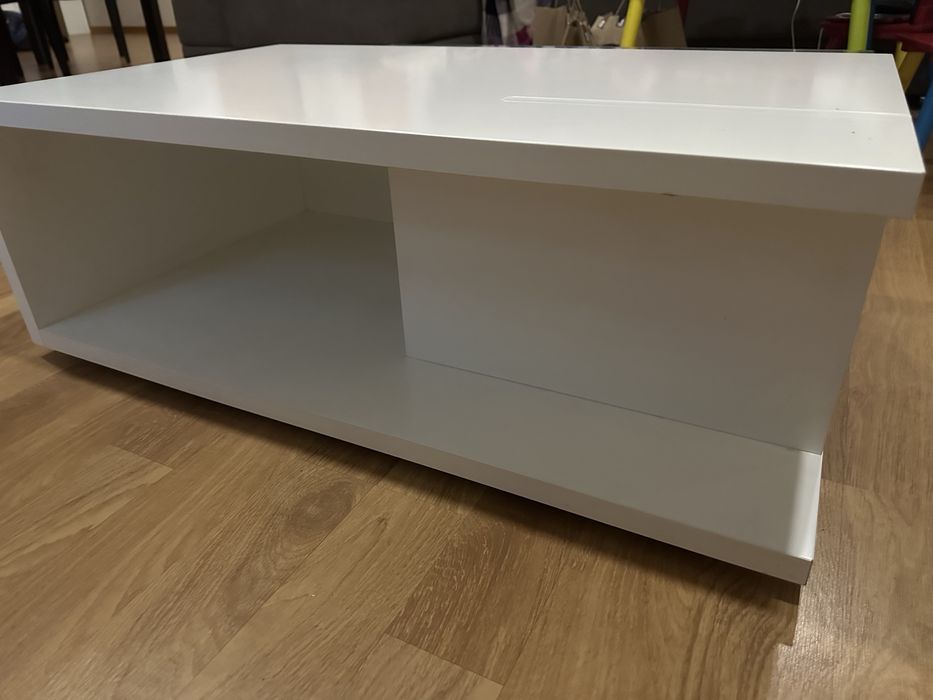 Mesa de centro quadrada