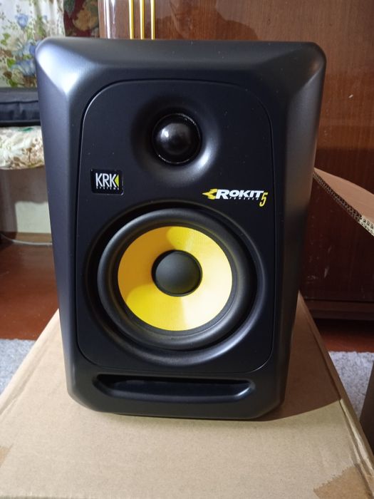 Колонки акустичні студійні KRK Rokit 5