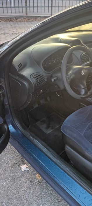 PEUGEOT 206 Hatchback (2A/C) 1.1 i Gasolina 60 cv / 44 kW 2001