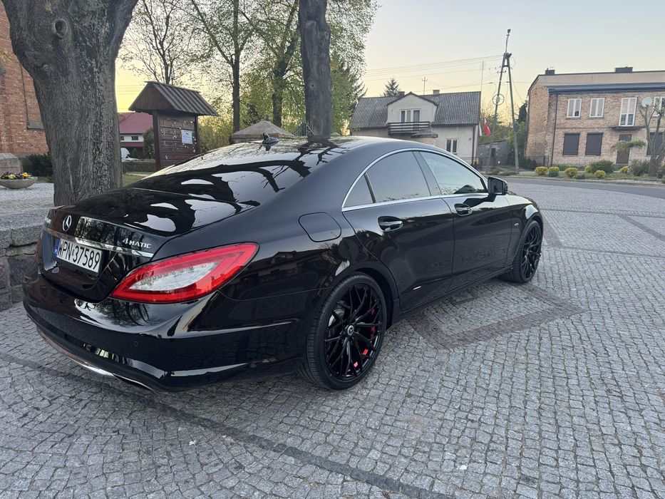 Mercedes CLS    W218