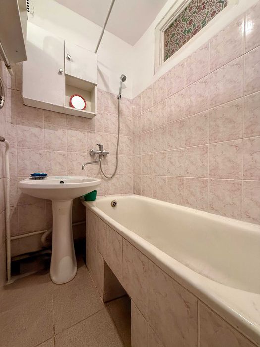 Здається 2-кімнатна квартира  м. Стрий, вул. Січових Стрільців, 10Б