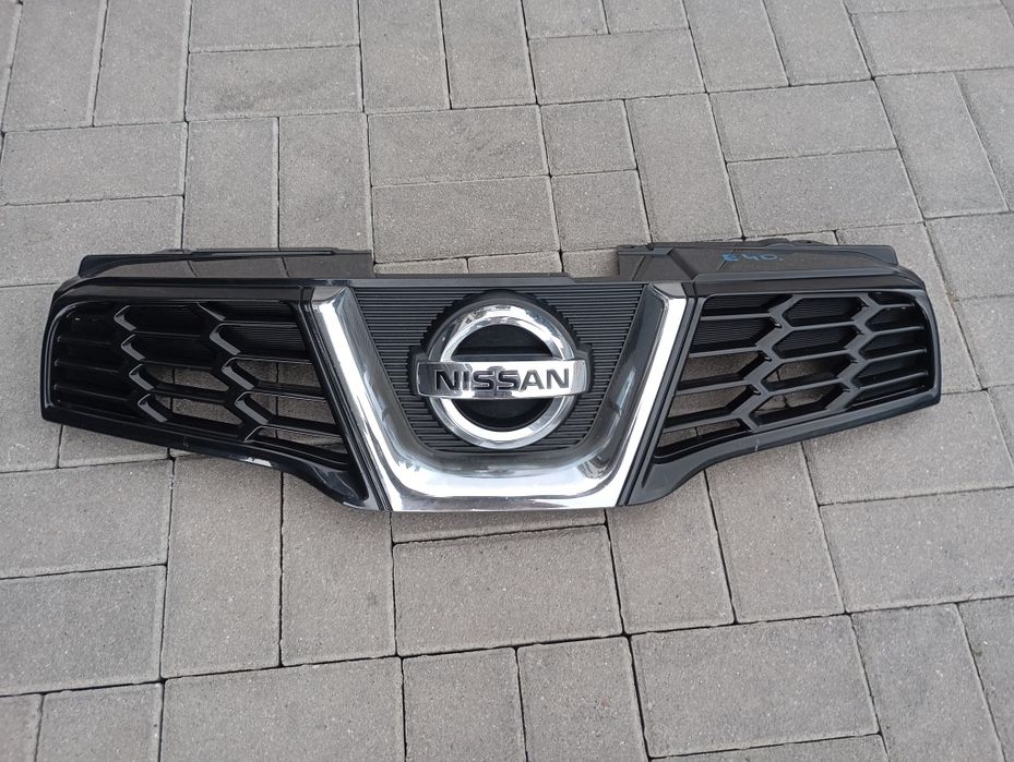 Grill atrapa zderzaka przód Nissan Qashqai j10 Lift grill atrapa zderzaka przód przedni grill logo Nissan Qashqai j10 Lift