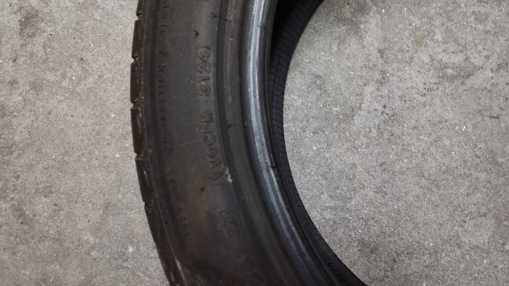 Pneu Bridgstone Turanza 235/45 R18 Semi-Novo em Excelente Estado!